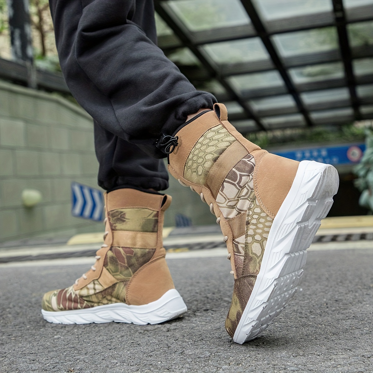 New long-sleeved lovers outdoor hiking boots men’s extra-large hiking boots women’s boots four seasons shoes